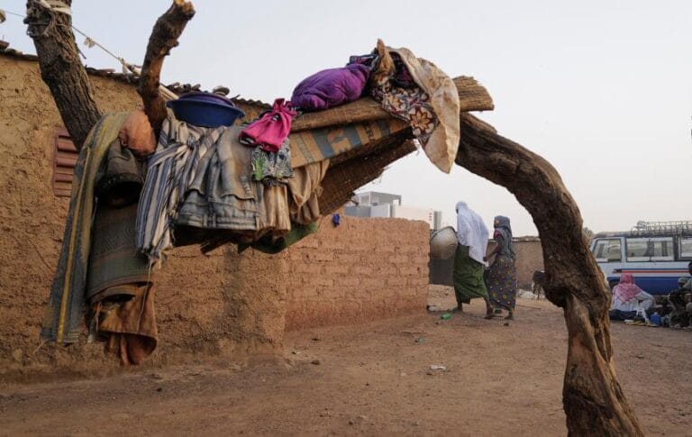 Convoi de déplacés internes retournant dans leurs villages après la signature des accords de Bankass