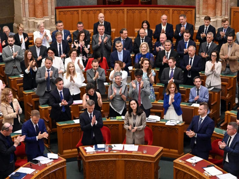 Le bâtiment du Parlement à Budapest où a été votée la dissolution de l'Office de la souveraineté nationale hongrois.