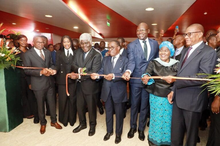 Le Premier ministre Robert Beugré Mambé lors de l'ouverture officielle du FIMEC à Abidjan.