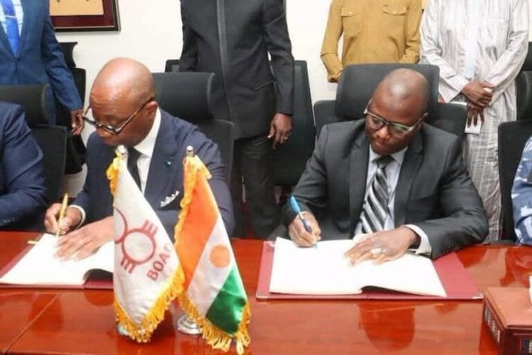 Signature de l'accord de financement au Niger avec la BOAD à Niamey.