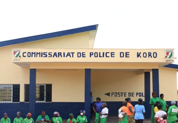 Le nouveau bâtiment du premier commissariat de police de Koro inauguré par les autorités municipales et préfectorales.
