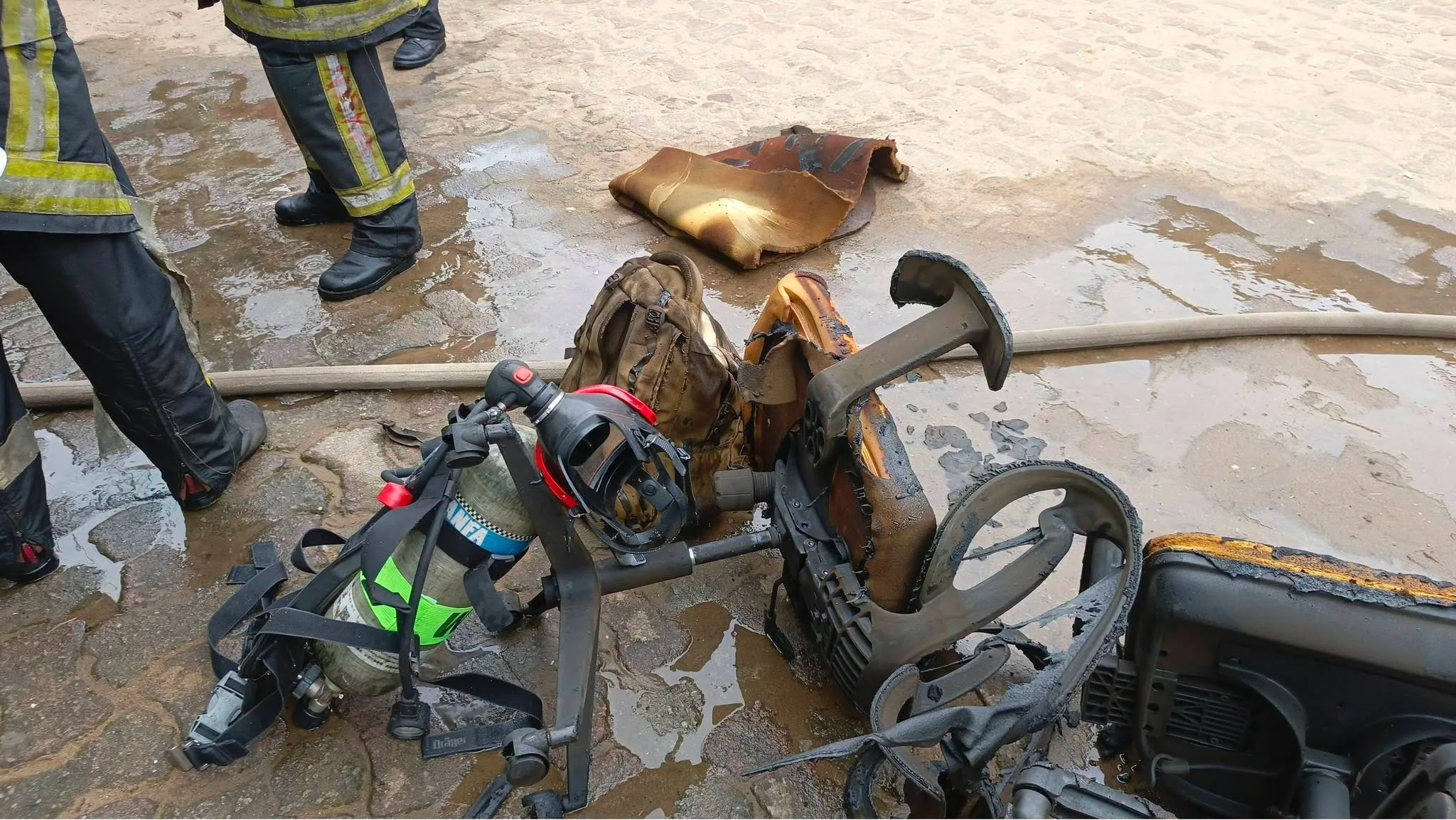 Incendie Radio nationale catholique ayant détruit la régie technique à Yopougon