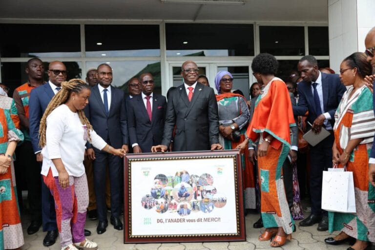 Karamoko Kassoum à l’ANADER lors de la cérémonie de passation de charges avec Sidiki Cissé