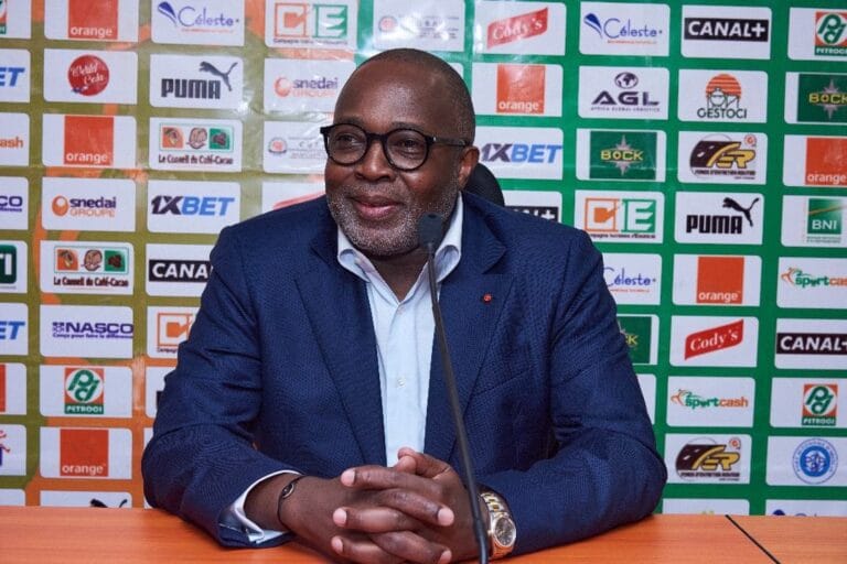 Conférence de presse de Malick Tohé lors du lancement de campagne pour l'élection à la présidence de la FIF.