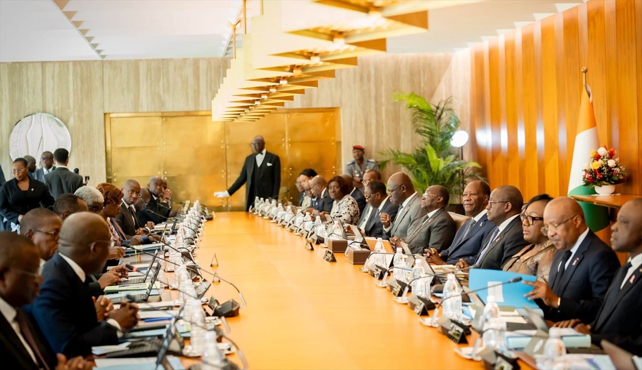 Budget 2027 de la Côte d’Ivoire fixé à 18 466,1 milliards de FCFA par le gouvernement