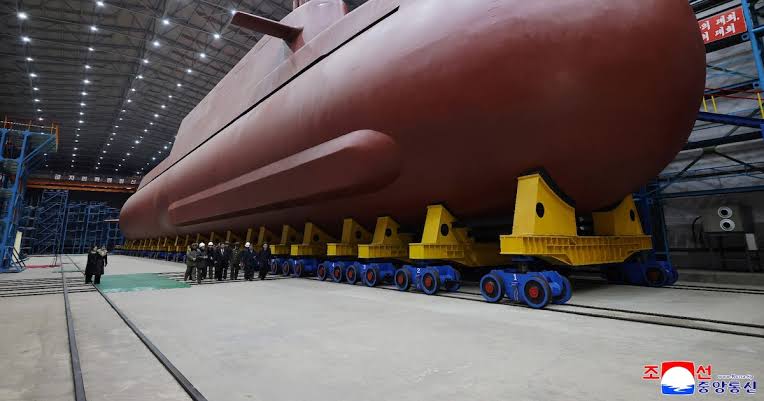 Missiles sous-marins nord-coréens testés en octobre 2026 dans les eaux orientales du pays