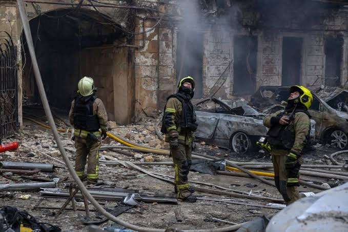 Frappes russes ayant endommagé le réseau électrique de neuf régions ukrainiennes